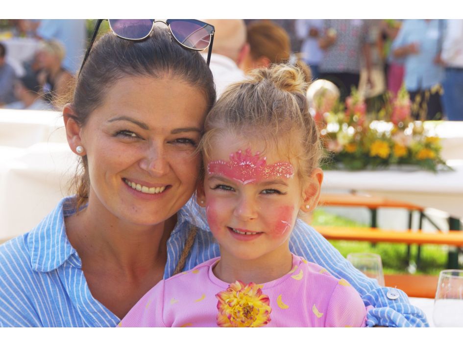 Julijana und Amanda Bošnjak, Luterbach. Foto: Stiftung 3FO (FK)